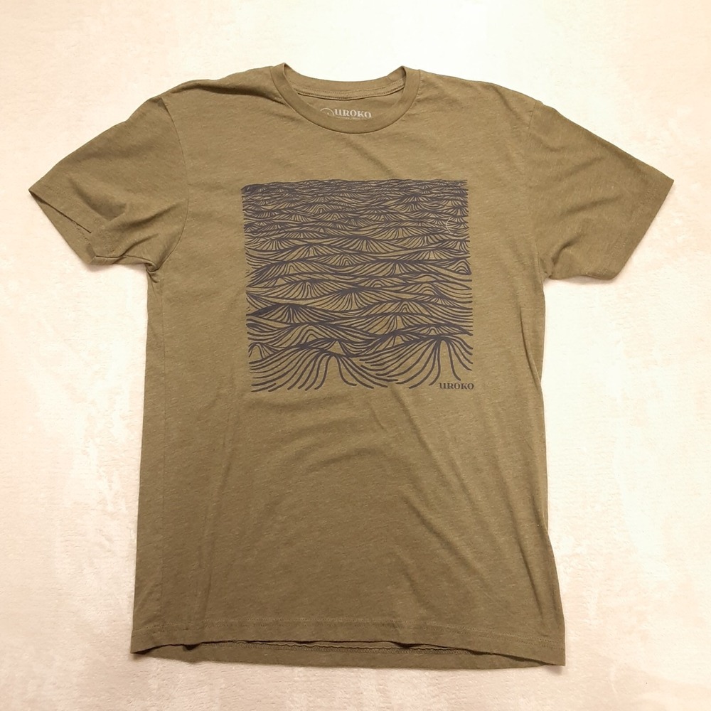 Uroko Mens Swell Short Sleeve T-Shirt Sz.Medium/Military Green/Ocean Surface